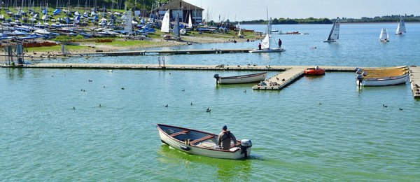 Quels sont les meilleurs exercices de renforcement pour la voile en skiff?