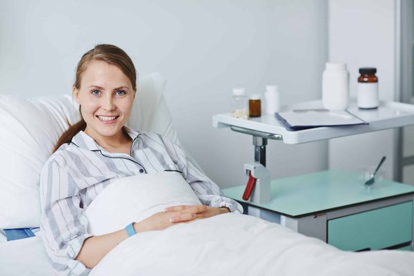 Quelles sont les pratiques de récupération cognitive après un effort mental intense en basket ?